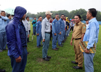 Pj Gubernur Banten Al Muktabar Ajak Perusahaan dan Pekerja Tingkatkan Budaya K3