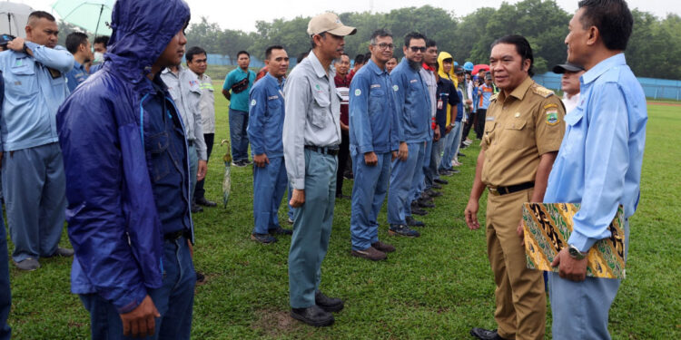 Pj Gubernur Banten Al Muktabar Ajak Perusahaan dan Pekerja Tingkatkan Budaya K3