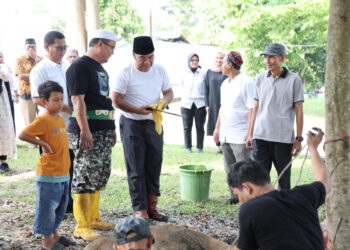 Tinjau SMAN 6 Kota Serang, Pj Gubernur Banten Al Muktabar Sampaikan Gagasan di depan Publik Ajarkan Praktik Menyembelih Hewan Secara Syar’i
