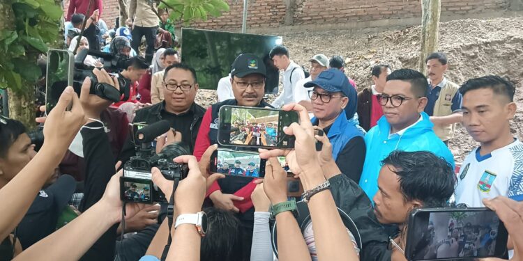 Kick Off HKSN 2024 Dimulai di Desa Talaga: Kolaborasi Mensos Saifullah Yusuf, Mendes Yandri, dan SMSI Pusat