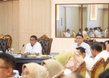 Pimpin Rapim, Gubernur Andra Soni Tekankan Optimalisasi Kinerja OPD