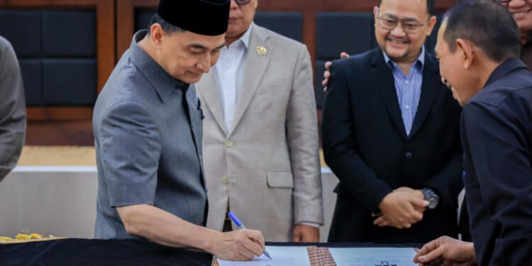 Raperda Pertanggungjawaban APBD 2025 Disetujui, Wagub Banten Soroti Sinergi Pengelolaan Keuangan